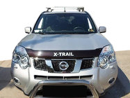 Nissan X-trail T31 2007–2014 Motorkapdeflector met logo (SIM) foto 1