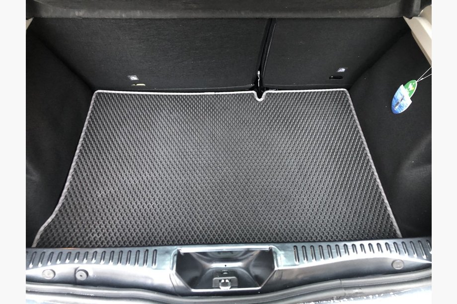 Renault Sandero 2013–2022 Kofferbakmat (EVA, zwart) Foto 1