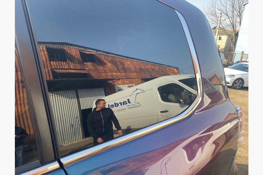 Lexus LX570/450d 2008–2022 Hoeklijsten achterruit (2 stuks, RVS) Image
