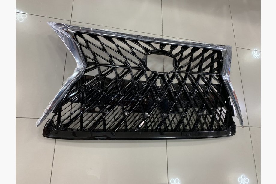 Lexus GX460 2009–2023 TRD-design grille Image