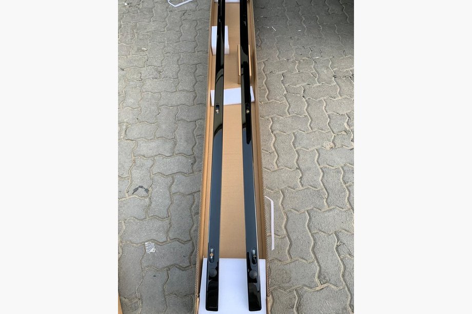 Toyota Land Cruiser Prado 150 2009–2023 Dakrails Lexus-design (2 stuks, zwart) Image