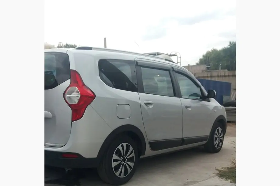 Renault Lodgy 2013–2022 Wielkastverbreders (set van 4, zwart) Image