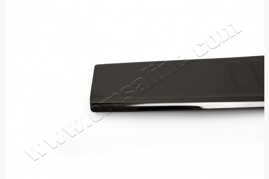 Nissan Qashqai 2010–2014 Achterbumper beschermlijst Zwart Chroom (RVS) Image