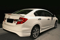 Honda Civic Sedan IX 2011–2016 Spoiler Isikli (spuitklaar) foto 1