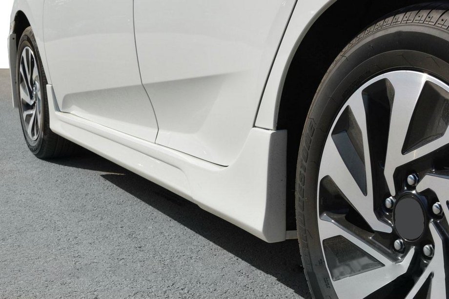 Honda Civic Sedan X 2016–2021 Zijskirts (spuitklaar) Image
