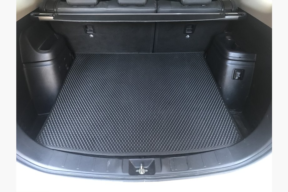 Mitsubishi Outlander 2012–2021 P-HEV EVA kofferbakmat (Zwart) Foto 1