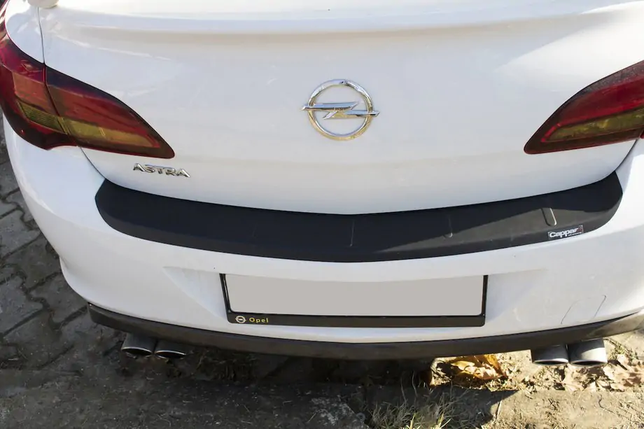 Opel Astra J 2009–2015 Achterbumper diffuser EuroCap (Sedan, ABS) Foto 1