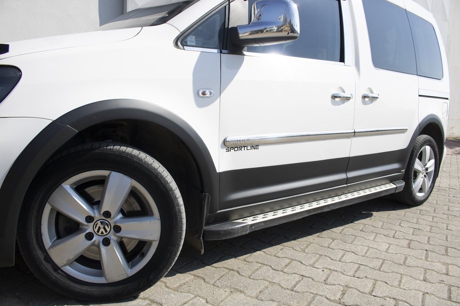 Volkswagen Caddy 2004–2010 Set sierlijsten en wielkastverbreders Image