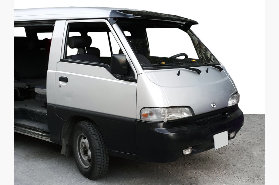 Hyundai H100 Voorruitvizier (zwart hoogglans, 5 mm) Image