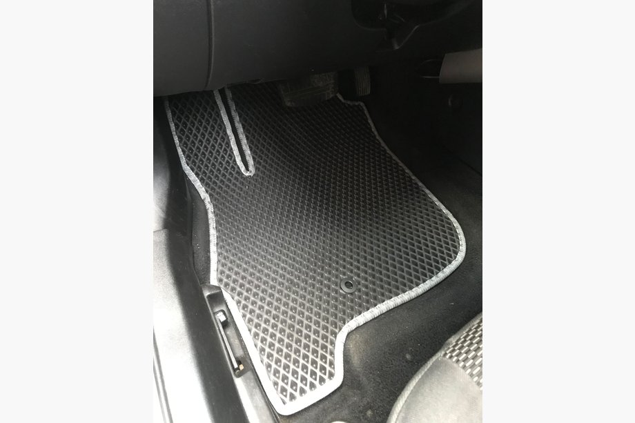 Mitsubishi Galant 2003–2012 EVA automatten (zwart) Image
