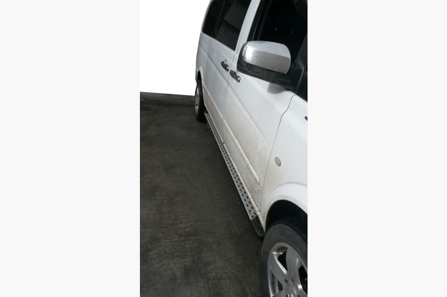 Mercedes Vito W639 2004–2014 Zijsteps Dot-line (2 st., aluminium) Image