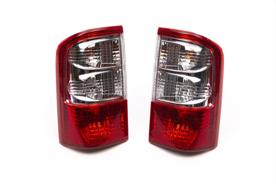 Nissan Patrol Y61 1997–2011 Achterlichten Depo (1998-2004, 2 stuks) Image