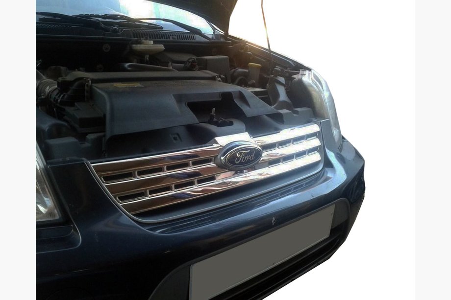 Ford Connect 2010–2013 RVS sierlijsten voor de voorgrille Carmos - Turks staal Image