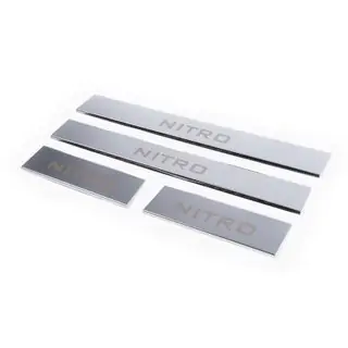 Carmos instaplijsten voor bovenzijde (RVS) Dodge Nitro 2006–2011 foto 1