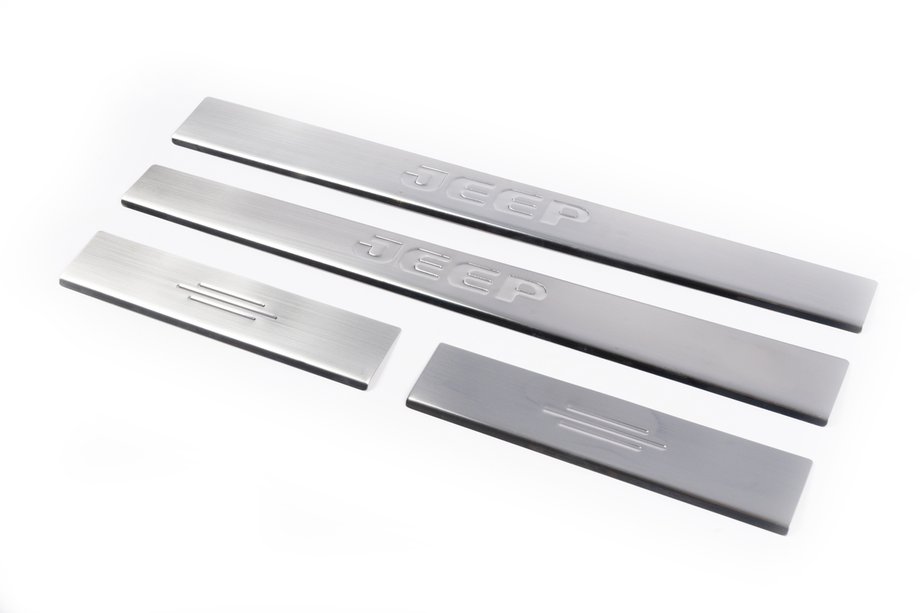 Jeep Cherokee/Liberty 2007–2013 Carmos V2 instaplijsten (4 stuks, RVS) Image