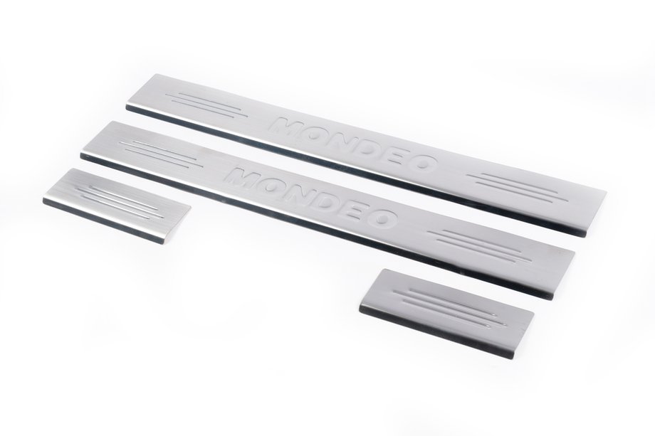 Ford Mondeo 2008–2014 CARMOS instaplijsten (4 stuks, RVS) Image