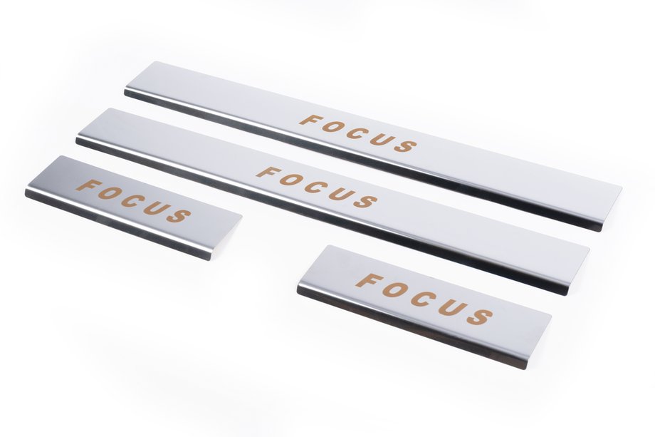 Ford Focus I 1998–2005 Carmos V1 instaplijsten (4 stuks, RVS) Image