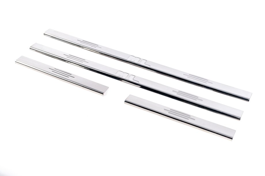 Mercedes ML W163 1997–2005 Instaplijsten (Carmos, set van 4, RVS) Image