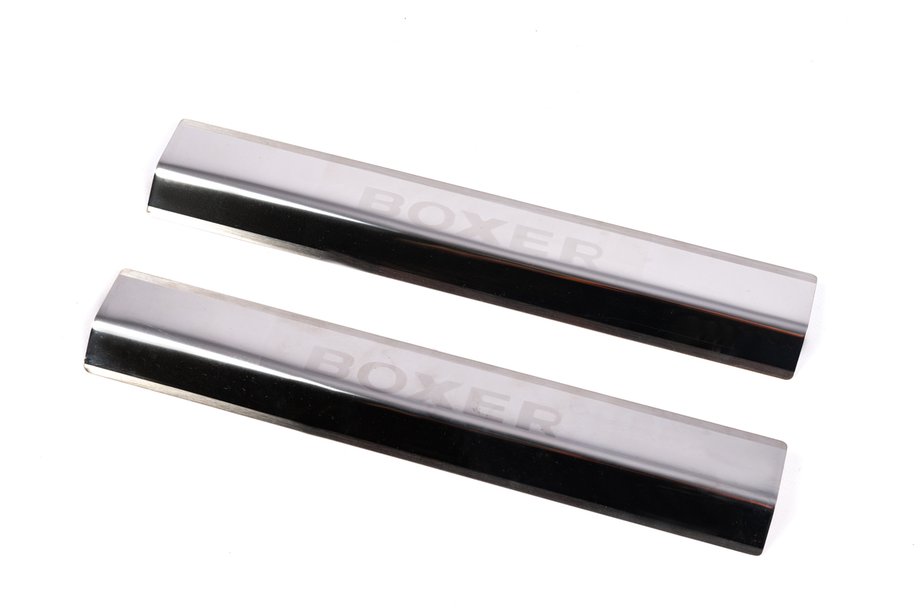 Peugeot Boxer 2006–2025 Laser instaplijsten voor deurdrempels (2 stuks, RVS) Image