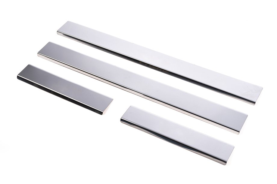 Toyota Auris 2007–2012 Carmos dorpellijsten (set 4 stuks, RVS) Image