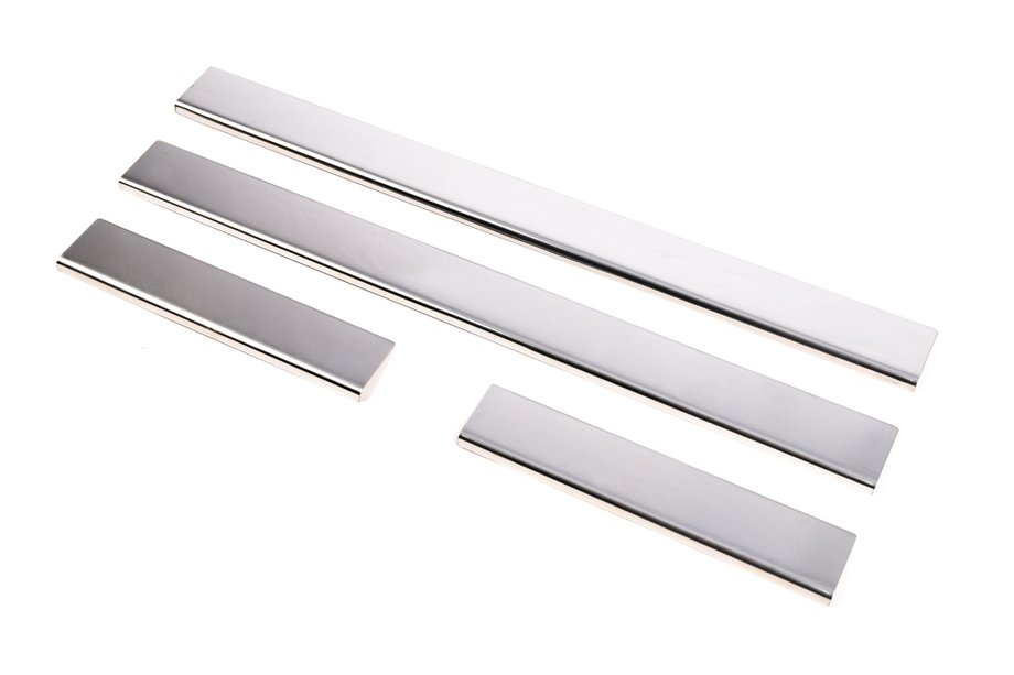 Toyota Corolla 2007–2013 Carmos dorpellijsten (set 4 stuks, RVS) Image