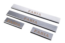 Skoda Fabia 2007–2014 Carmos instaplijsten (4 stuks, RVS) foto 3