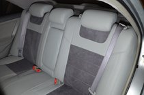 Toyota Camry 2006–2011 Autostoelhoezen (kunstleer ↗ Alcantara-alternatief, Elite) foto 5