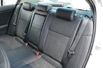 Toyota Avensis 2009–2018 Autostoelhoezen (kunstleer, Alcantara-alternatief) foto 4
