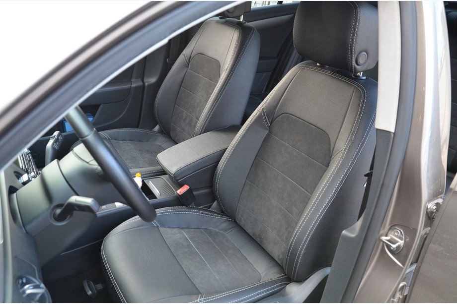 Volkswagen Passat B7 2012–2015 SoyuzAuto stoelhoezen in leatherlook Image