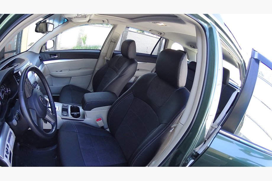 Subaru Outback 2009–2014 Autostoelhoezen SoyuzAuto Leather Style Image