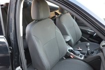 Ford Kuga/Escape 2013–2019 Autostoelhoezen (stof↗kunstleer, Premium) foto 1