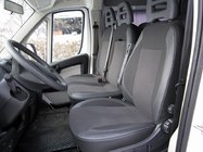 Renault Trafic 2015– Autostoelhoezen (stof + kunstleer, Premium) Voorstoelen (2+1) foto 1