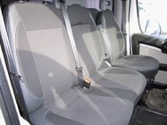 Renault Trafic 2015– Autostoelhoezen (stof + kunstleer, Premium) Voorstoelen (2+1) foto 2