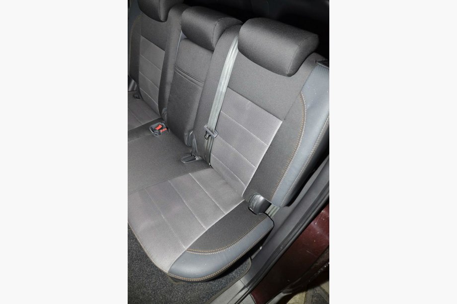 Hyundai Santa Fe 2 2006–2012 Autostoelhoezen (kunstleer↗stof, Premium) Image