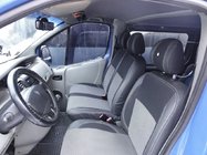 Nissan Primastar 2002–2014 Autostoelhoezen (kunstleer en stof, Premium) Voorstoelen 1+1 foto 3