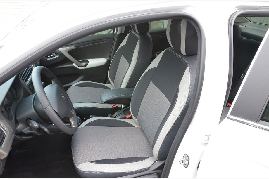 Citroen C-Elysee 2013–2022 Autostoelhoezen SoyuzAuto Premium van kunstleer Image