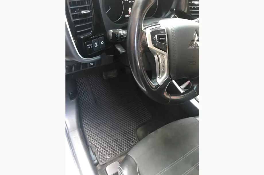 Mitsubishi Outlander 2012–2021 EVA P-HEV automatten (zwart) Image