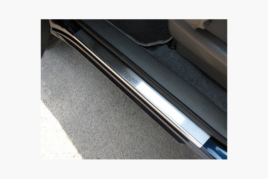 Chery Tiggo 1 2005–2016 Nataniko instaplijsten (4 stuks, RVS) Standaard - Lohmann-tape, 0,5 mm Image