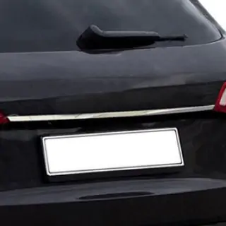 Sierlijst boven kenteken (2015-2018, sedan, RVS) foto 3