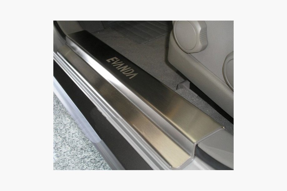 Chevrolet Evanda 2000–2006 NataNika Premium RVS instaplijsten (set 4 stuks) Image