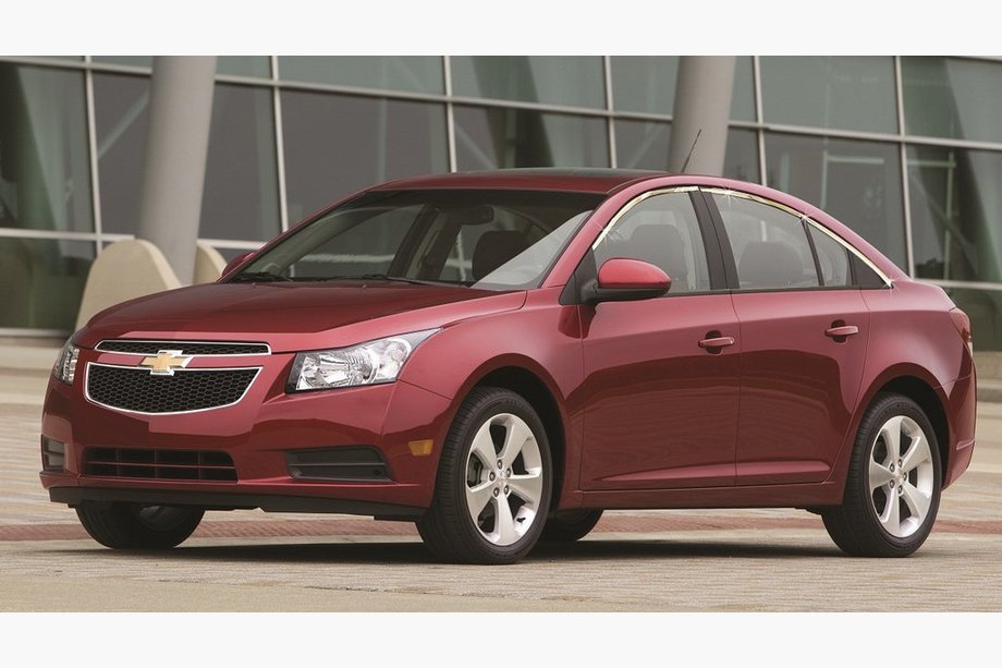 Chevrolet Cruze 2009–2015 Bovenste ruitomlijsting V1 (voor Sedan-uitvoering, RVS) Foto 1