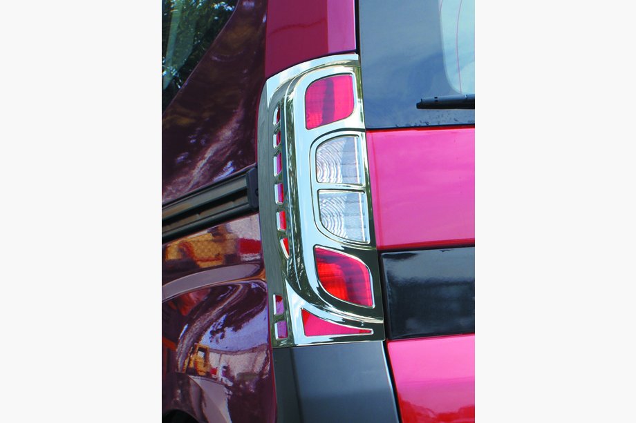 Fiat Fiorino/Qubo 2008–2024 Chromen remlichtcovers met bocht (set van 2, kunststof) Foto 7