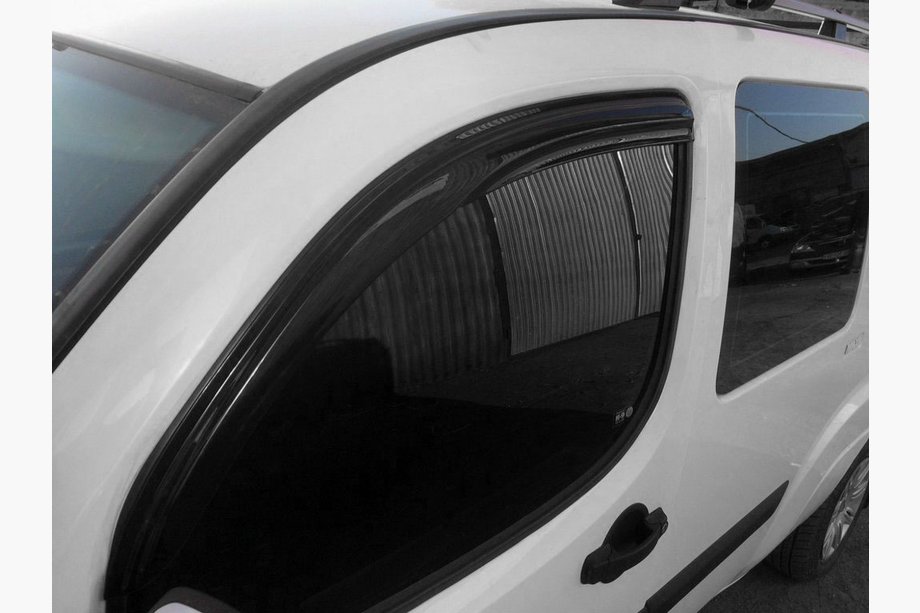 Citroen Berlingo 2008–2018 Raamwindschermen (set van 2, Aomis Sport) Image