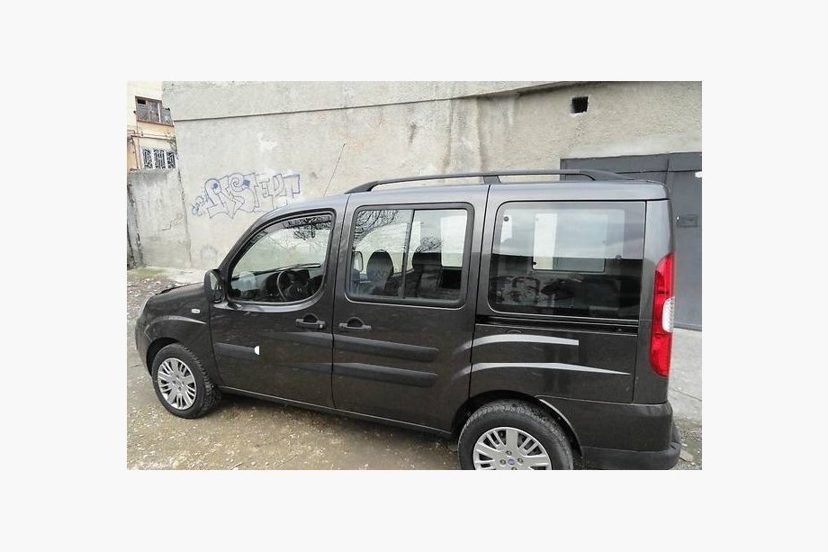 Fiat Doblo I 2005–2010 Zwarte dakrails Foto 2