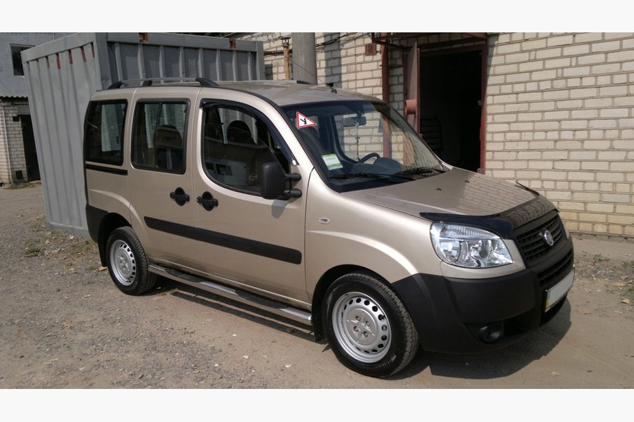 Fiat Doblo I 2005–2010 Chromen dakrails Foto 10