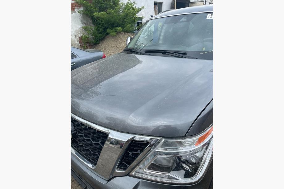 Nissan Armada 2016–2024 Motorkap (gebruikt, in perfecte staat, bouwjaar 2019) Image