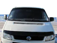 Volkswagen T4 Caravelle/Multivan 1990–2003 Motorkapdeflector FLY (schuine koplampen) foto 1