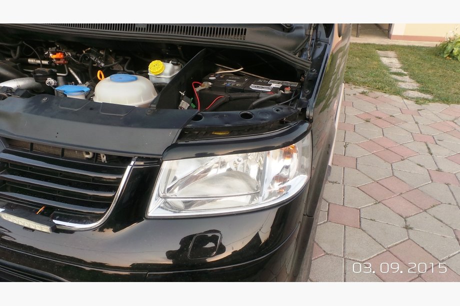 Volkswagen T5 Transporter 2003–2010 Koplampwimpers (2 stuks, zwart) Foto 2