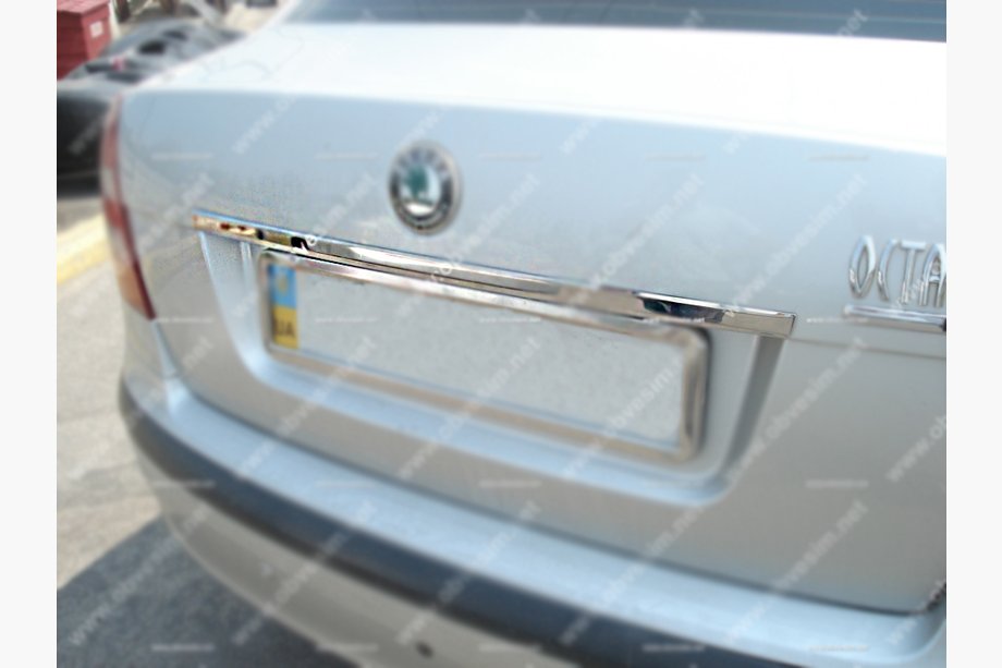 Skoda Octavia II A5 2006–2010 Chromen strip boven kenteken (RVS) Image