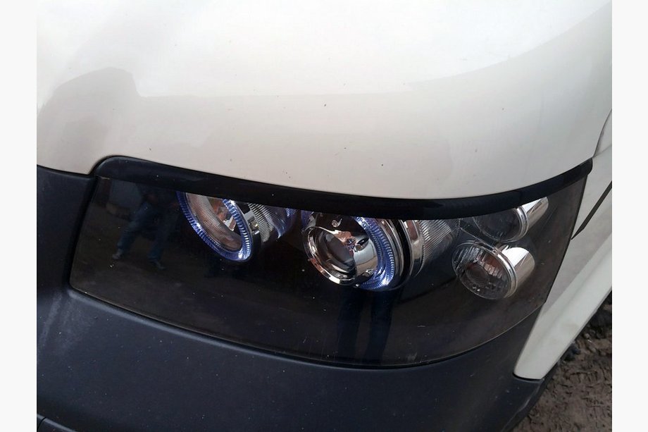 Volkswagen T5 Multivan 2003–2010 Koplampwimpers (set van 2, kunststof, zwart) Image